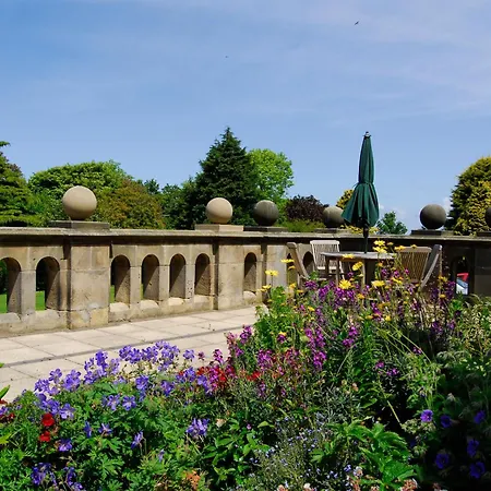 Country house Dunsley Hall Whitby