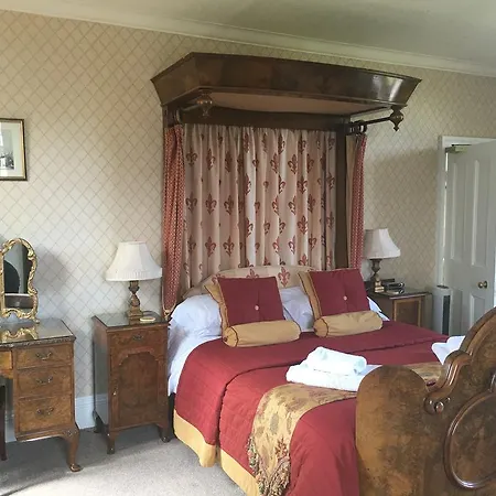 Country house Dunsley Hall