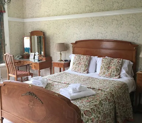 邓斯利庄园乡村别墅酒店 *